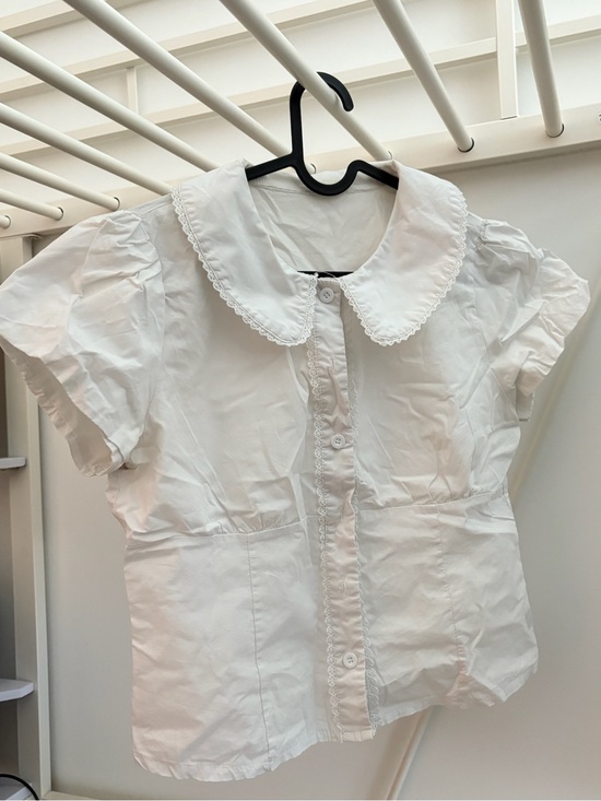 Tops - White Peter Pan Collar Button-Up Blouse